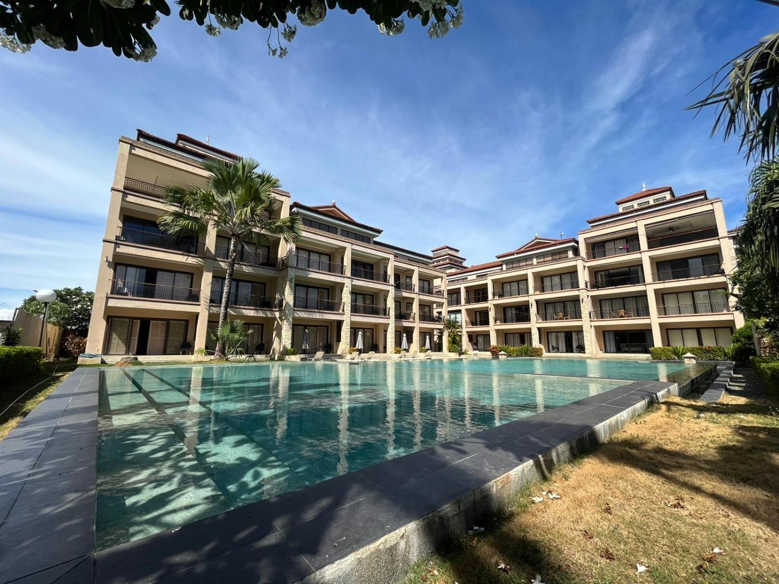 Coralpoint Gardens Suites & Residences มักตัน ภายนอก รูปภาพ