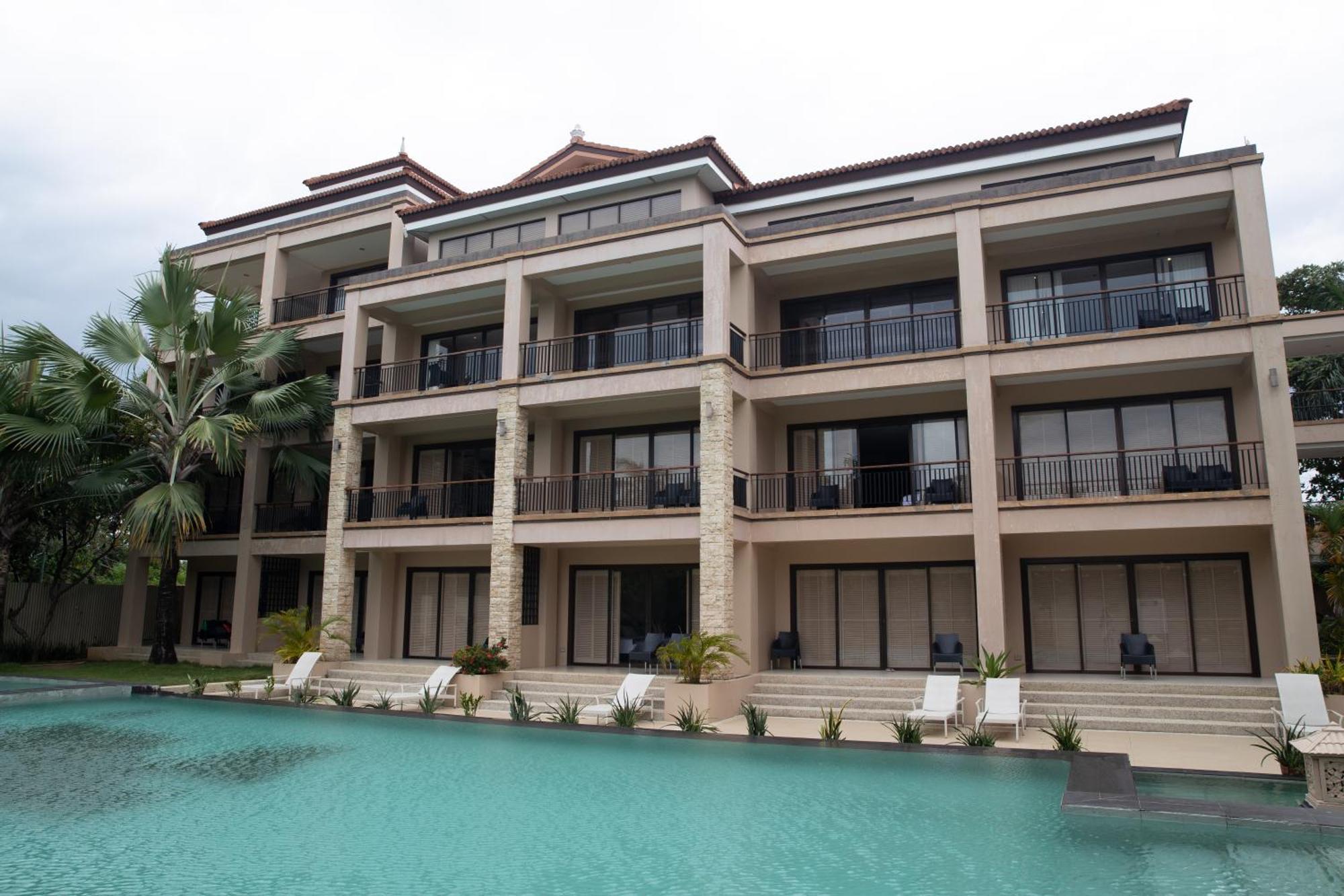 Coralpoint Gardens Suites & Residences มักตัน ภายนอก รูปภาพ